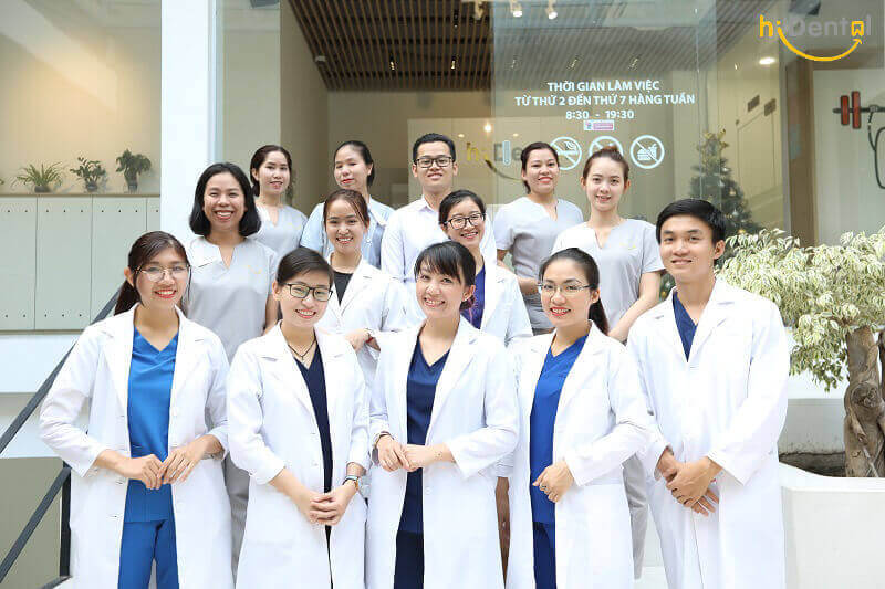 Bọc răng sứ có đau không