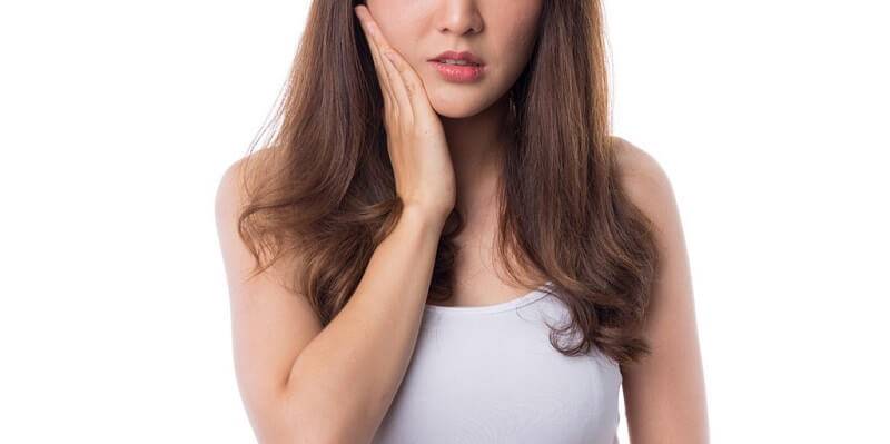 Cách giảm ê buốt răng sau khi tẩy trắng