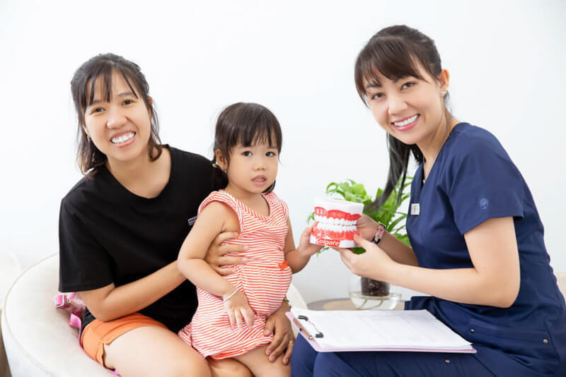 Cách tẩy trắng răng tại nhà