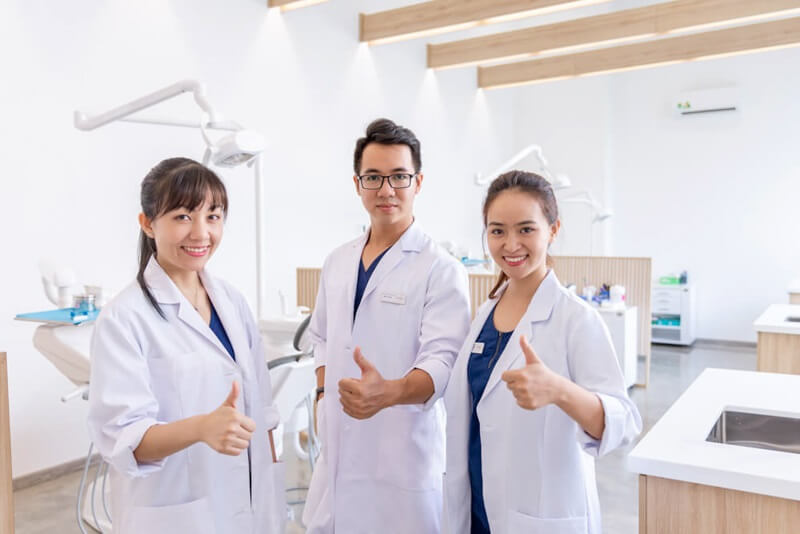 nên bọc răng sứ loại nào