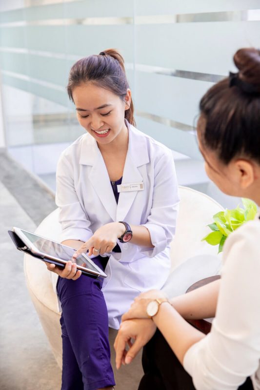 niềng răng cửa thưa mất bao nhiêu tiền